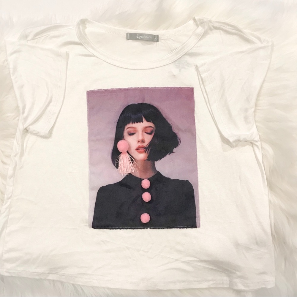 SWEET RAIN Soft Graphic Print Tee